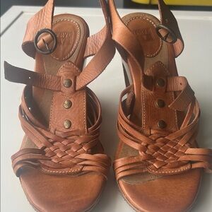 Frye Women's Brown Strappy Leather Sandals